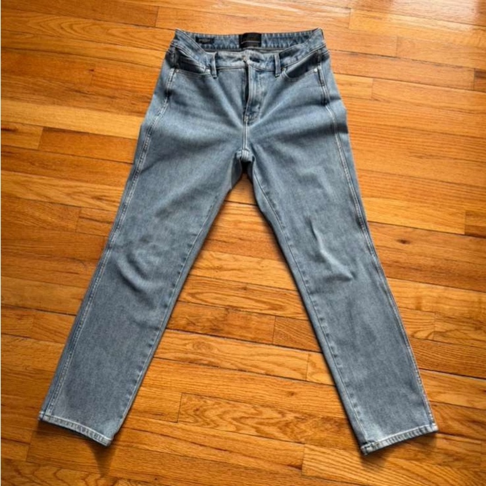White House Black Market Light Blue Denim Jeans y.